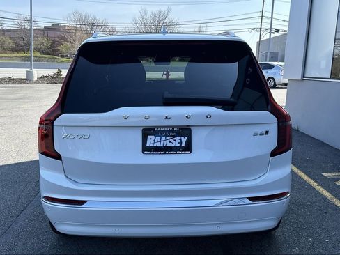 New 2026 Volvo XC90 B6 Plus image 27
