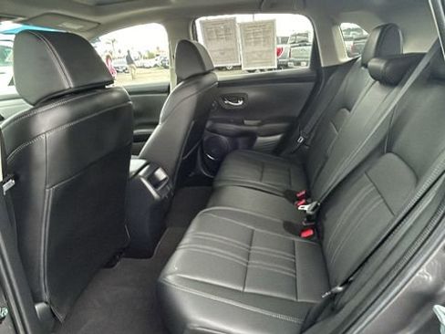 Used 2025 Honda HR-V EX-L image 15