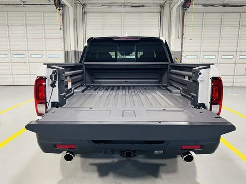 New 2026 Honda Ridgeline Black Edition image 12