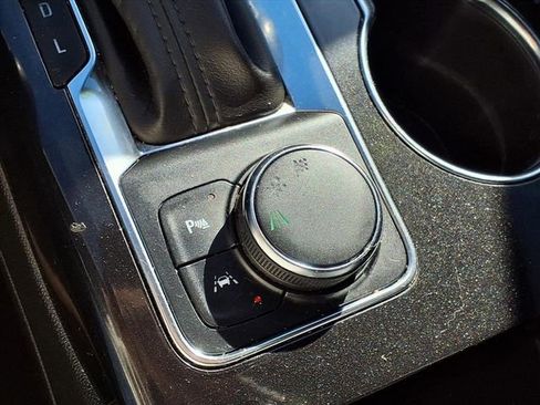 Used 2022 Chevrolet Blazer Premier image 13