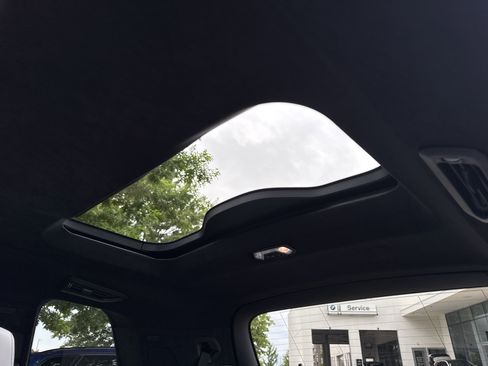 New 2026 BMW X7 xDrive40i w/ M Sport Package image 10