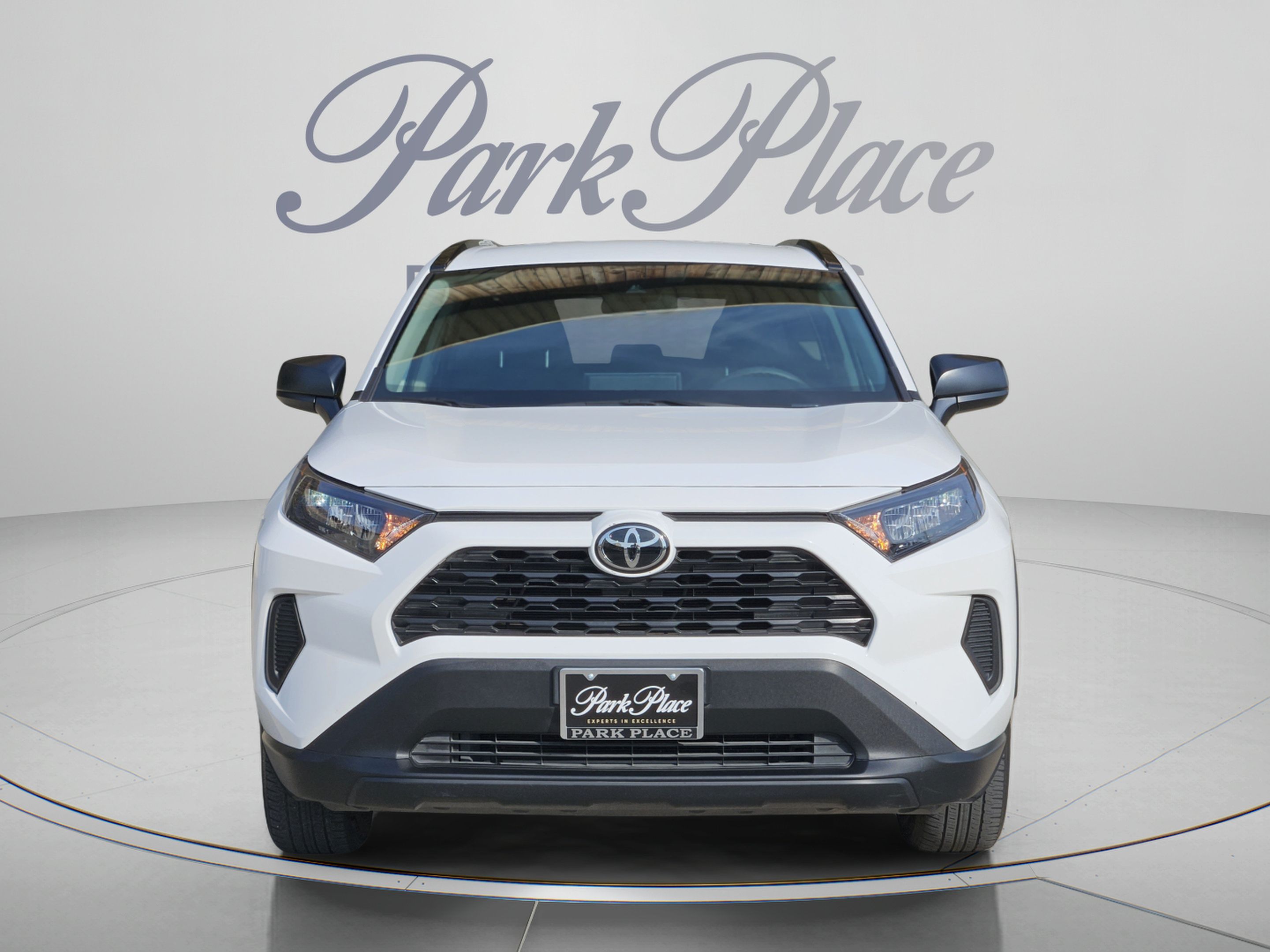 Used 2021 Toyota RAV4 LE AWD/4WD image 9
