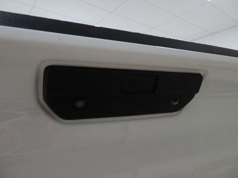 Used 2021 Chevrolet Silverado 1500 W/T w/ WT Value Package image 15