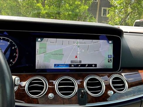 Used 2023 Mercedes-Benz E 350 4MATIC Sedan image 15