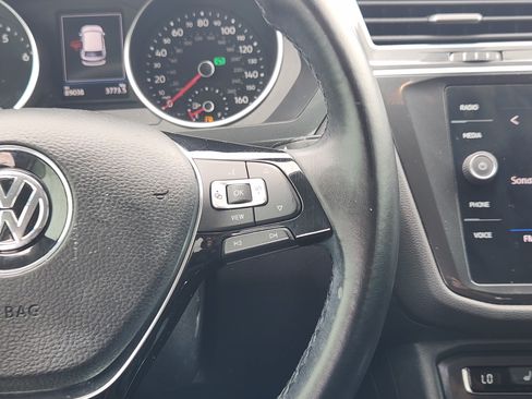 Used 2019 Volkswagen Tiguan S FWD image 28