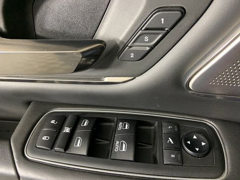 Used 2019 RAM 1500 Limited image 23