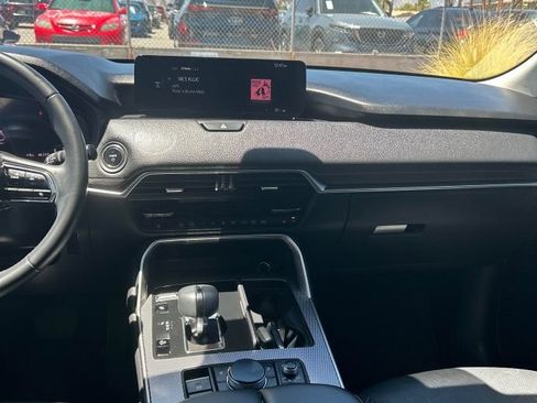 Used 2024 MAZDA CX-90 Plug-In Hybrid w/ Preferred AWD/4WD image 5