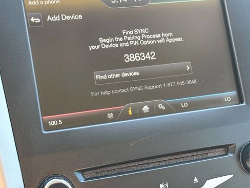 Used 2015 Ford Fusion SE w/ Equipment Group 202A image 24