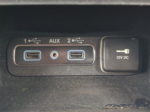 Used 2019 Jeep Grand Cherokee Limited w/ Luxury Group II image 24