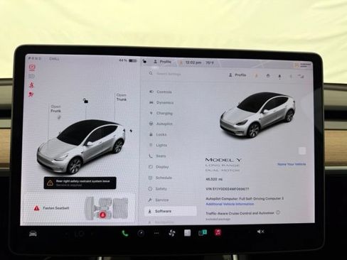 Used 2021 Tesla Model Y Long Range AWD/4WD image 31