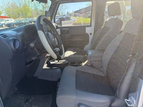 Used 2008 Jeep Wrangler X image 10