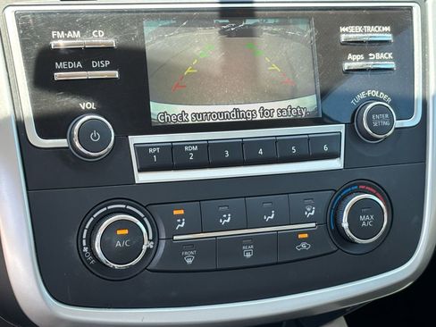Used 2016 Nissan Altima 2.5 S w/ Power Driver Seat Package FWD image 25