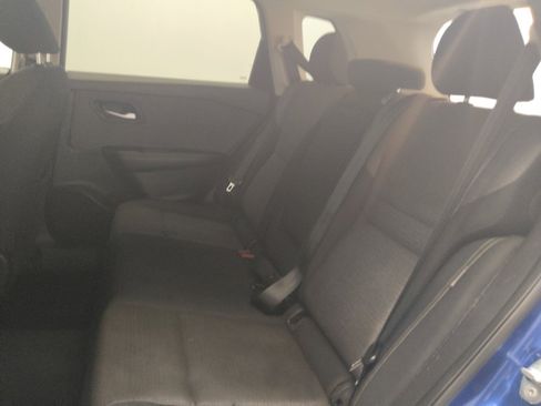 Used 2021 Nissan Rogue SV AWD/4WD image 18