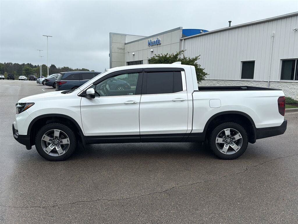 Used 2025 Honda Ridgeline RTL image 4