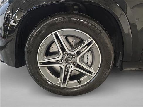 Used 2025 Mercedes-Benz GLE 53 AMG 4MATIC image 11