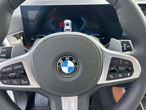 New 2026 BMW X5 xDrive40i w/ M Sport Package AWD/4WD image 16