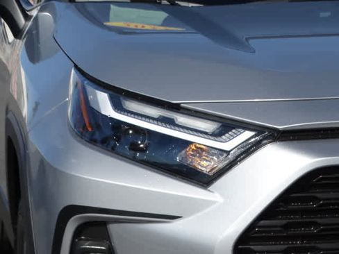 Certified 2023 Toyota RAV4 XLE Premium image 5