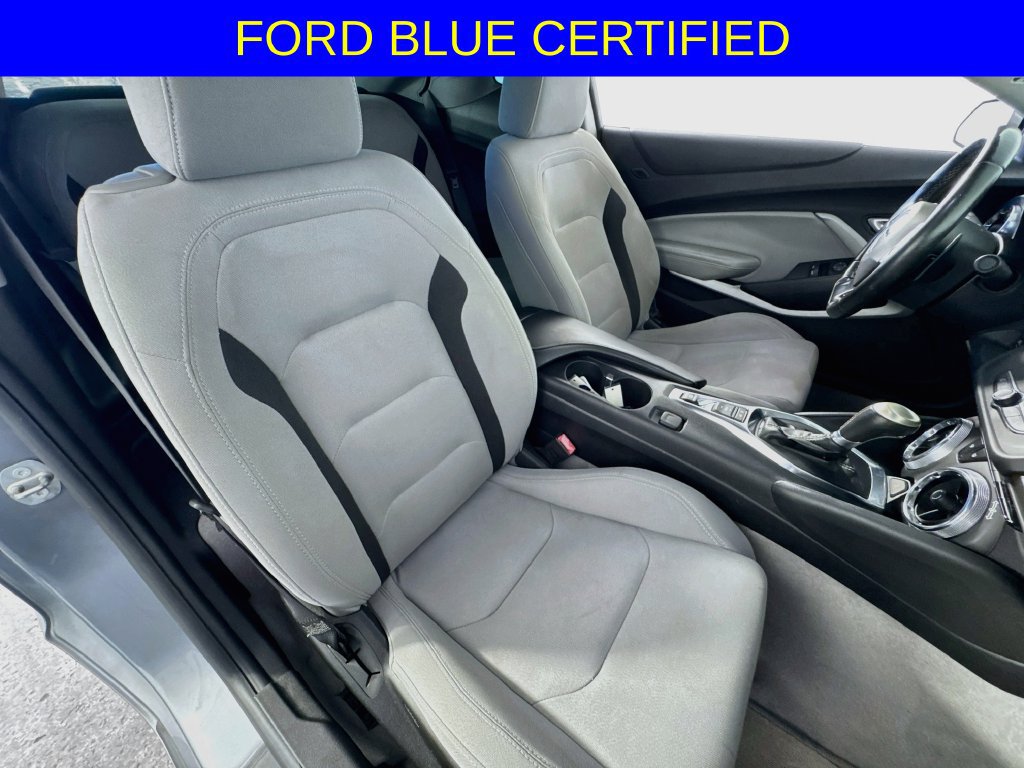 Used 2020 Chevrolet Camaro LT w/ RS Package RWD image 27