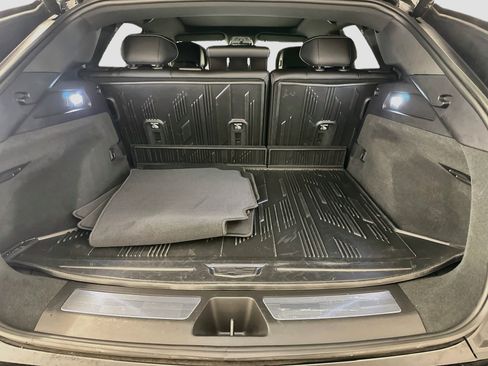 Used 2024 Cadillac Lyriq Luxury w/ LPO, Floor Liner Package AWD/4WD image 31