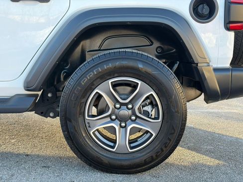 Used 2021 Jeep Wrangler Unlimited Sport image 35