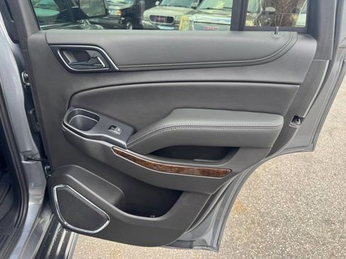 Used 2019 Chevrolet Tahoe LS RWD image 20