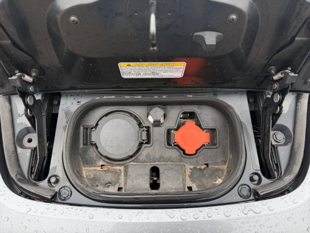 Used 2018 Nissan Leaf SL w/ SL Technology Package FWD image 27