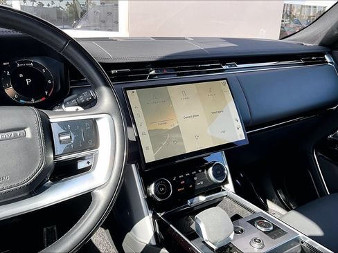 Used 2023 Land Rover Range Rover SE AWD/4WD image 6