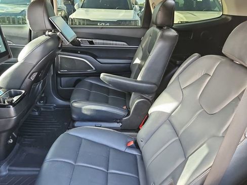 Used 2023 Kia Telluride SX FWD image 12