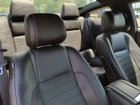 Used 2012 Ford Mustang Premium RWD image 7