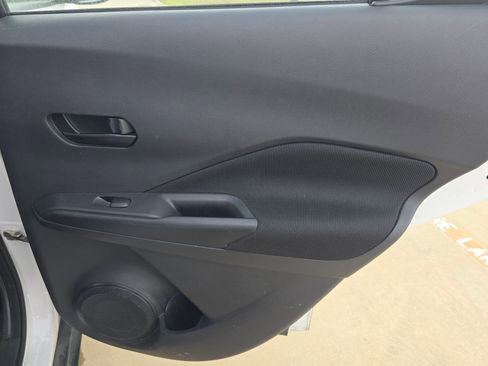 Used 2024 Nissan Kicks SV image 27