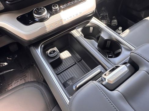 New 2026 Ford Expedition Active RWD image 22
