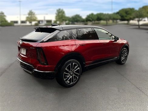 New 2026 Cadillac Optiq Sport 2 image 6