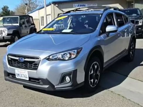 Used 2019 Subaru Crosstrek 2.0i Premium image 3