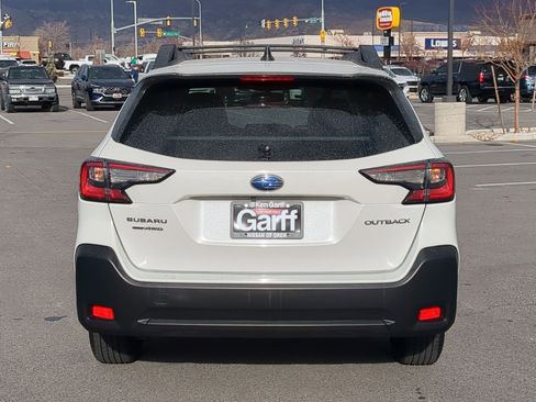Used 2023 Subaru Outback Premium image 7