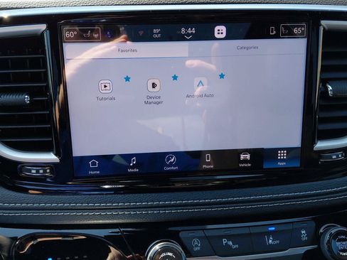 New 2026 Chrysler Pacifica Select AWD/4WD image 37