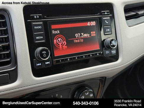 Used 2022 Honda HR-V LX image 23