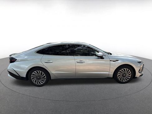 Used 2025 Hyundai Sonata SEL FWD image 8