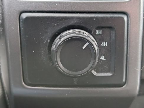 Used 2018 Ford F150 XLT AWD/4WD image 15