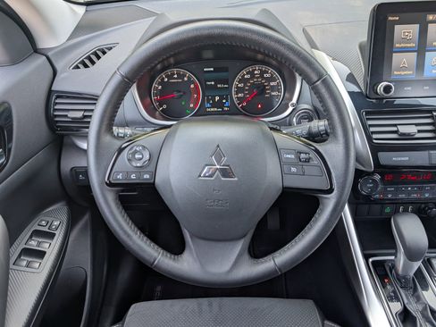 Used 2023 Mitsubishi Eclipse Cross SE image 23