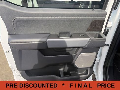 Used 2024 Ford F250 Lariat AWD/4WD image 35