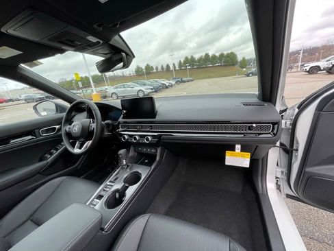 New 2026 Honda Civic Sport Touring image 10