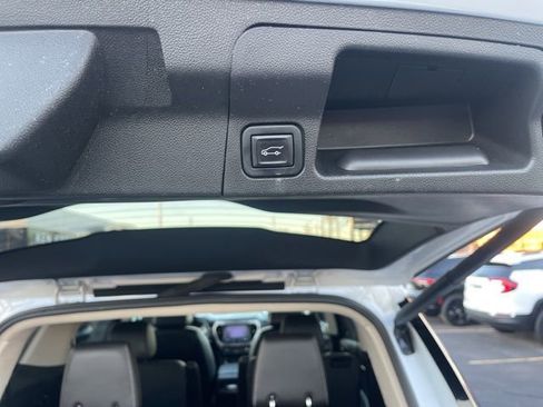 Used 2023 GMC Acadia Denali w/ Trailering Package image 16