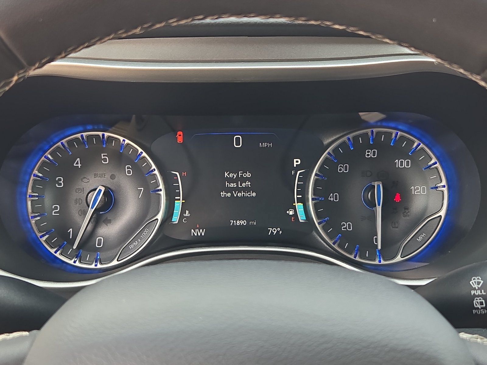 Used 2023 Chrysler Pacifica Touring-L FWD image 23