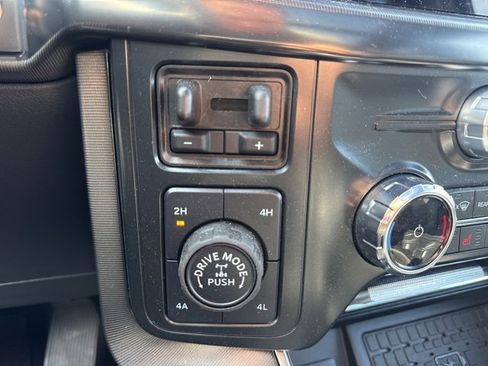 New 2025 Ford F150 Platinum w/ Equipment Group 702A High image 35