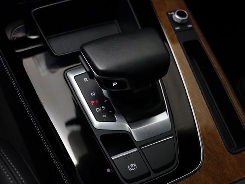 Used 2023 Audi Q5 2.0T Prestige image 12