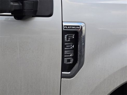 Used 2019 Ford F350 Platinum w/ Platinum Ultimate Package image 3