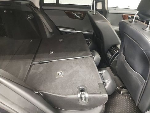 Used 2011 Mercedes-Benz GLK 350 4MATIC image 12