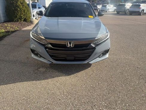 Used 2022 Honda Accord Sport image 7