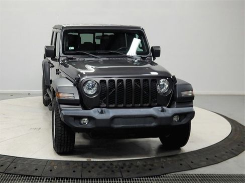 Used 2020 Jeep Gladiator Sport w/ Quick Order Package 24S image 2