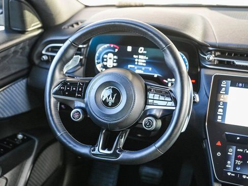 Used 2023 Maserati Grecale Modena image 14